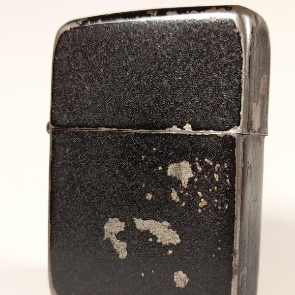 (001) ZIPPO [=1943-45=] (3 barrel) WWII =BLACK CRACKLE=