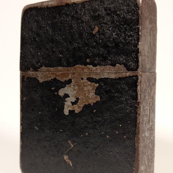 (043) ZIPPO [=1942=] (4 barrel) WWII =BLACK CRACKLE=