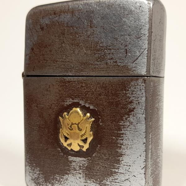 (080) ZIPPO [=1943-45=] (3 barrel) WWII =ARMY EAGLE , grawer John F. Adel=