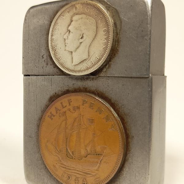 (144) ZIPPO [=1942=] (4 barrel) WWII =MONETY= (kompletna)